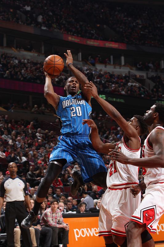 在挑战中不 在挑战中不