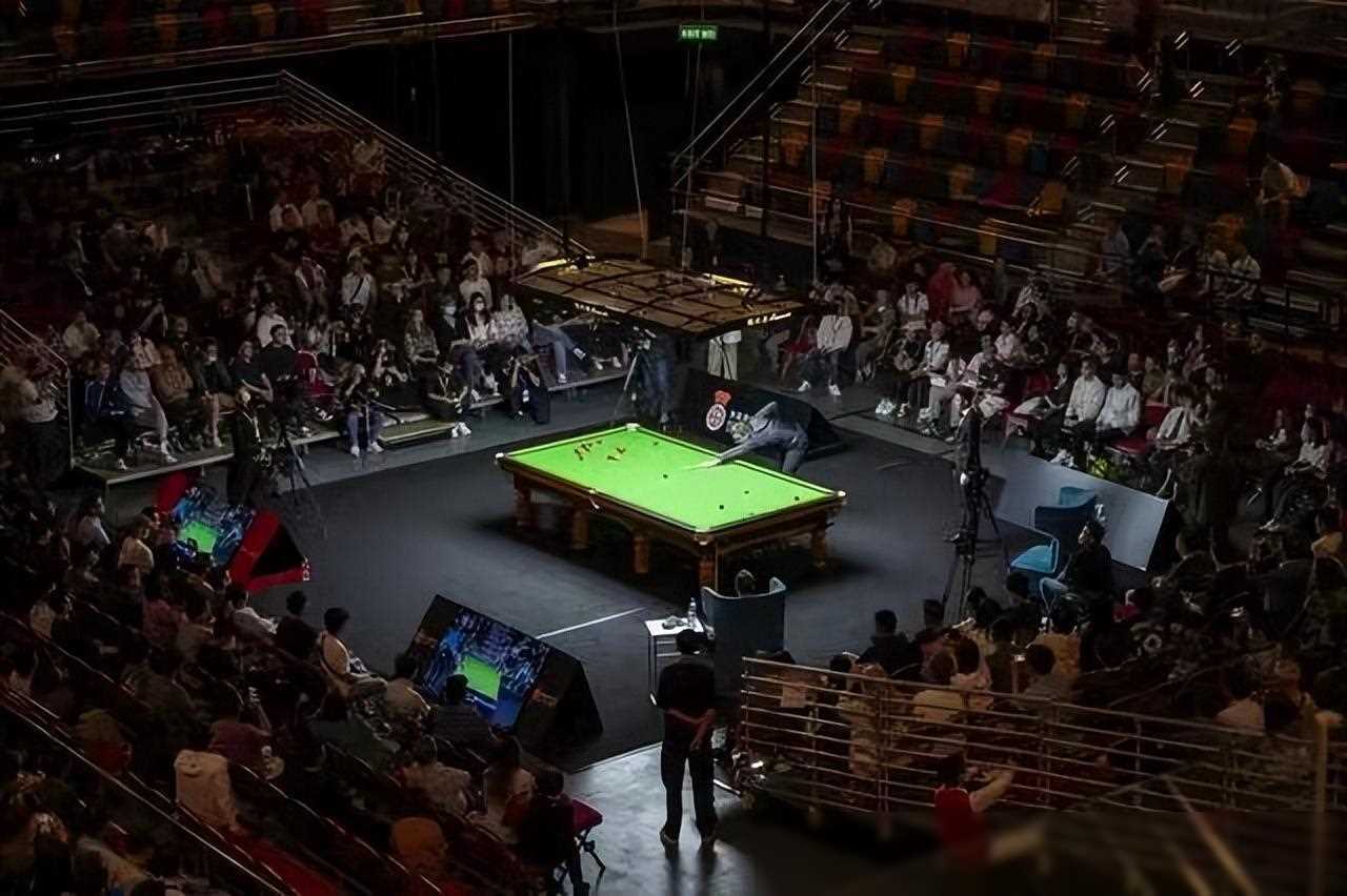 国际足坛持 国际足坛持